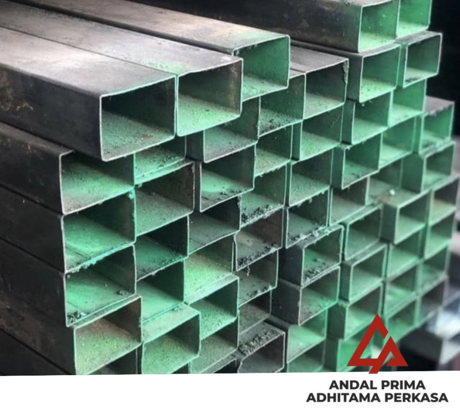 Hollow Besi 40x60_0