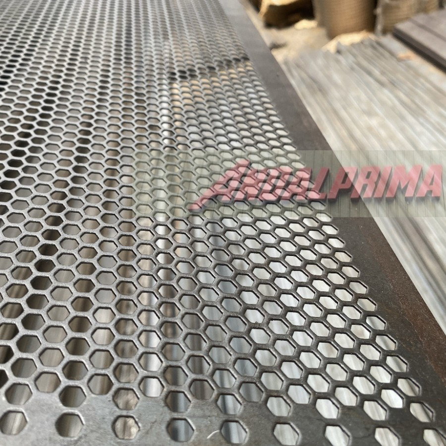 ANDL Plat Lubang Besi hitam sphc tbl 1.2mm 4x8 ft (1.20 x 2.40m)_1