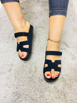 Jolies babouche de sortie pour femmes .