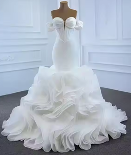 ROBE DE MARIAGE EN QUEUE DE POISSON