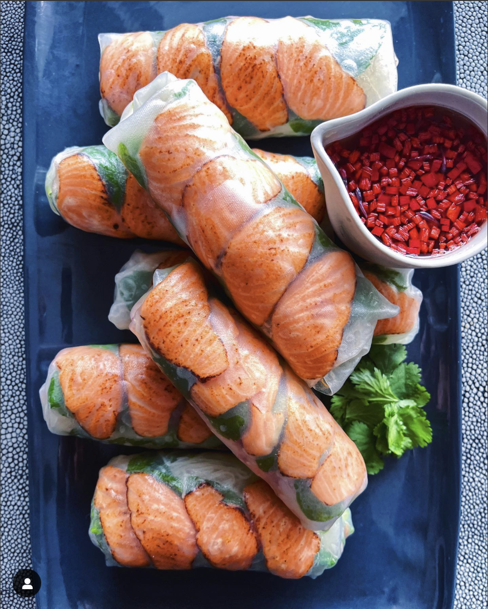 Grilled Smoke Salmon Vietnamese rolls _0