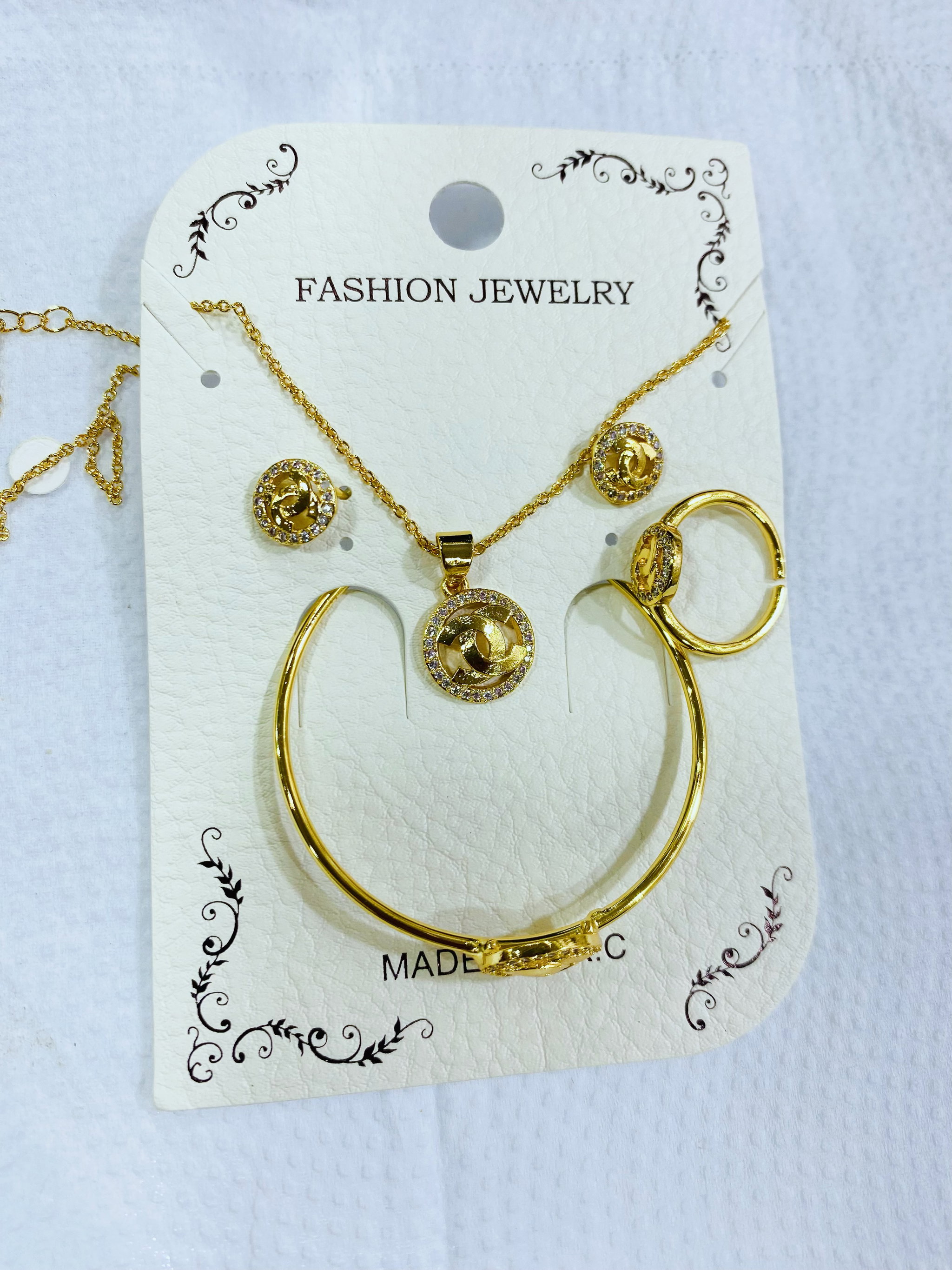 ENSEMBLE ENFANT PLAQUE OR 18K_0