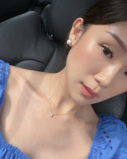 MANTOU PEARL STUD 