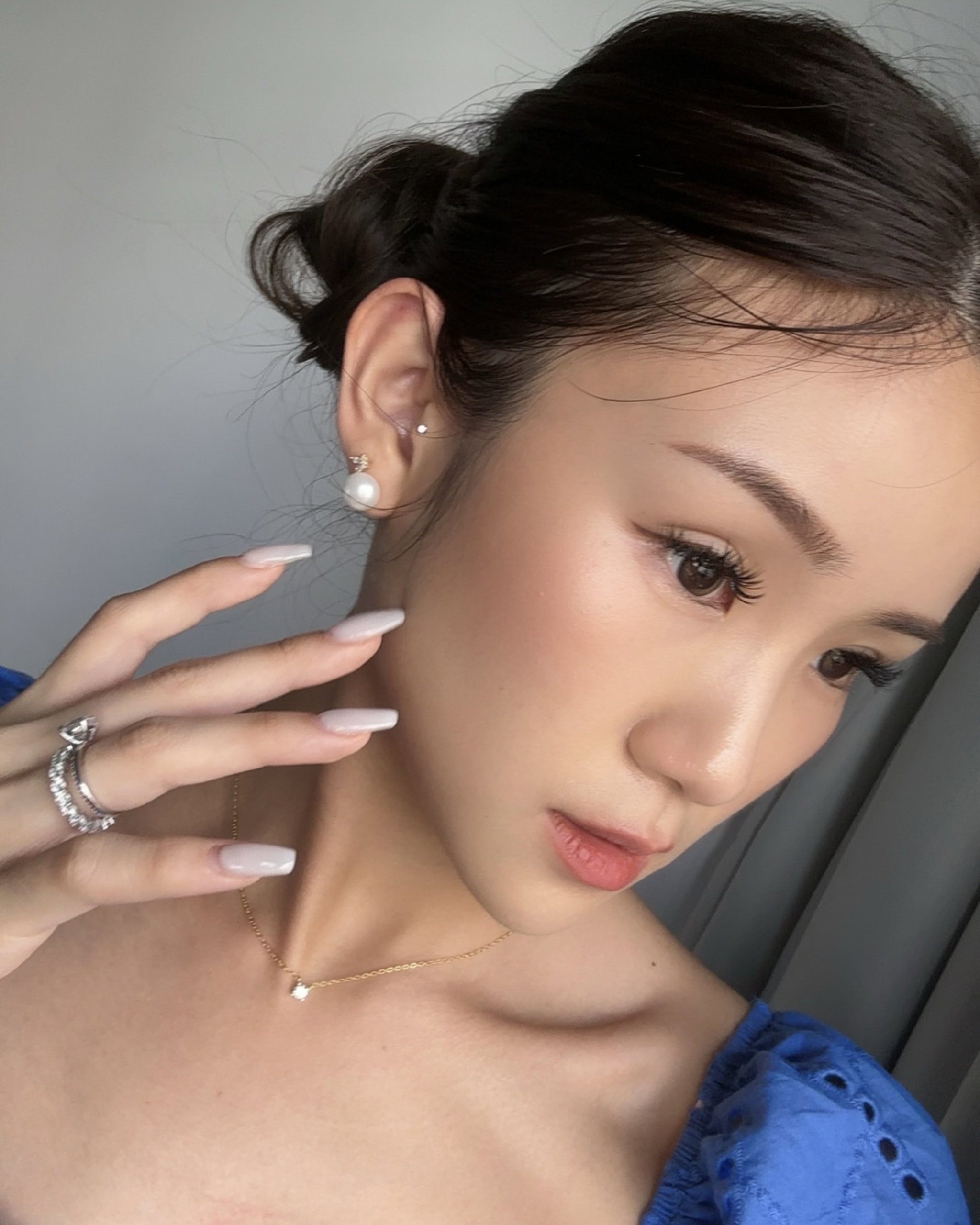 MANTOU PEARL STUD _4