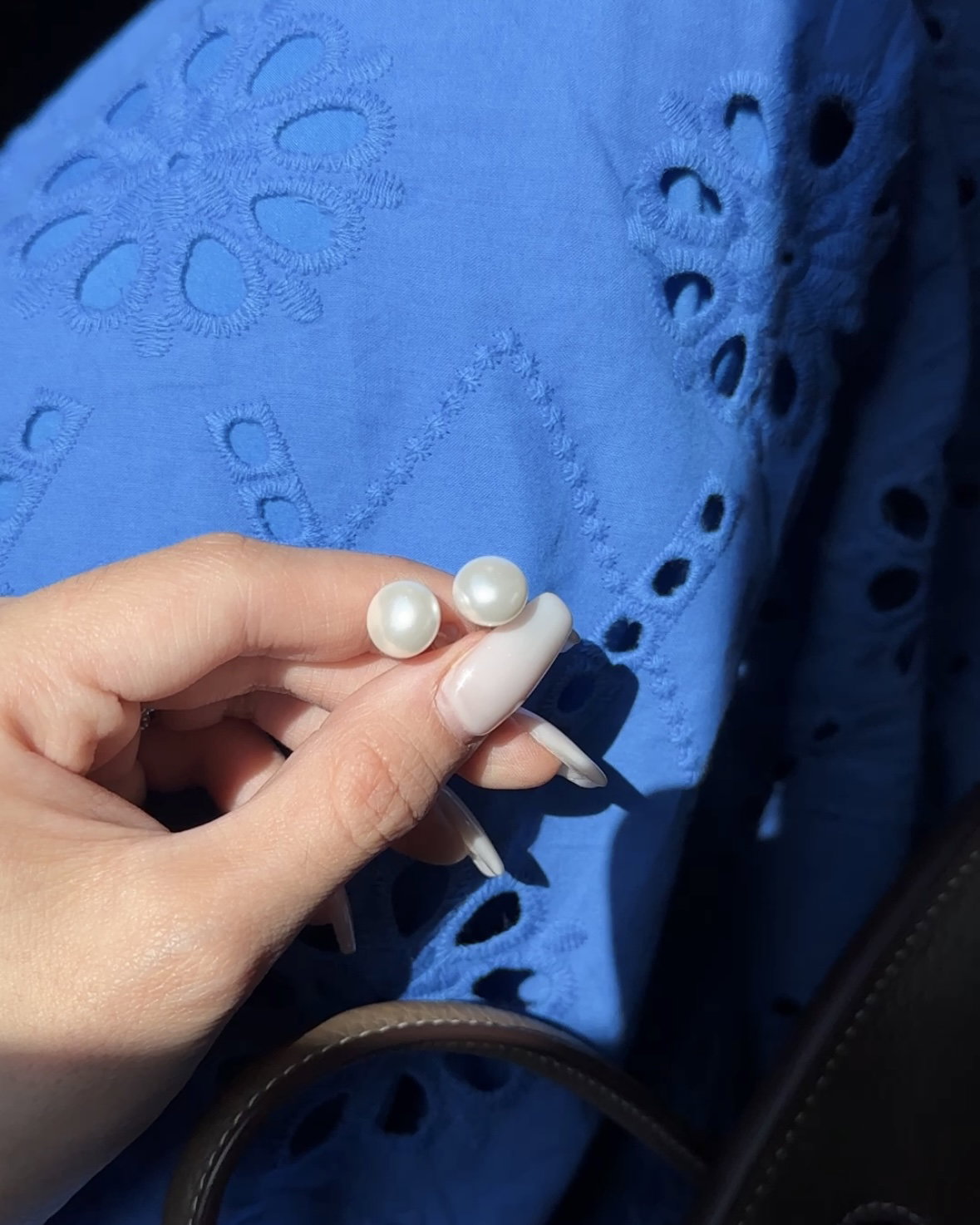 MANTOU PEARL STUD _6