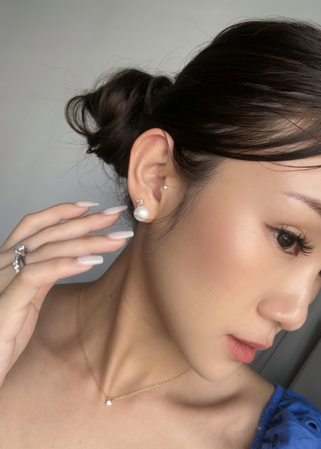 MANTOU PEARL STUD