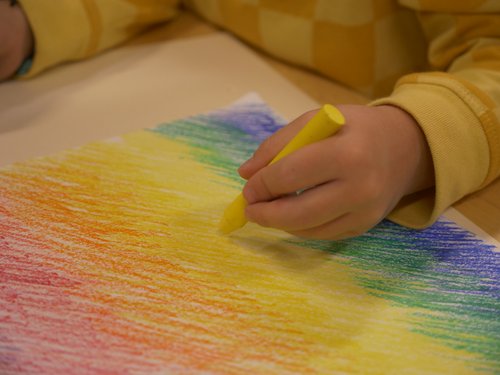 12 Classic Stick Crayons