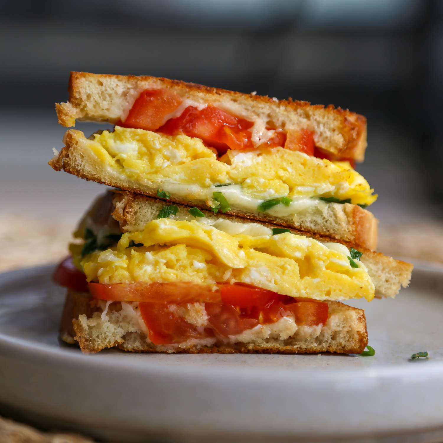 Egg, Cheese & Tomato_0