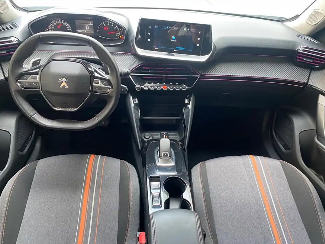 Peugeot 2008_2