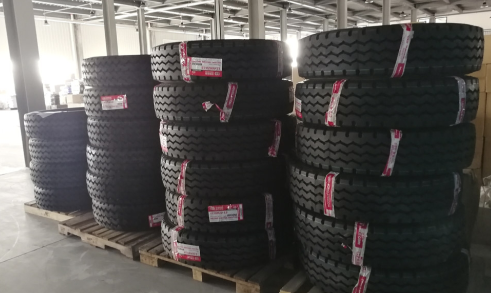 Premium 315/80R22.5 Tire for Prime Mover Tractor Truck Head_0