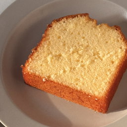 the lemon pound cake