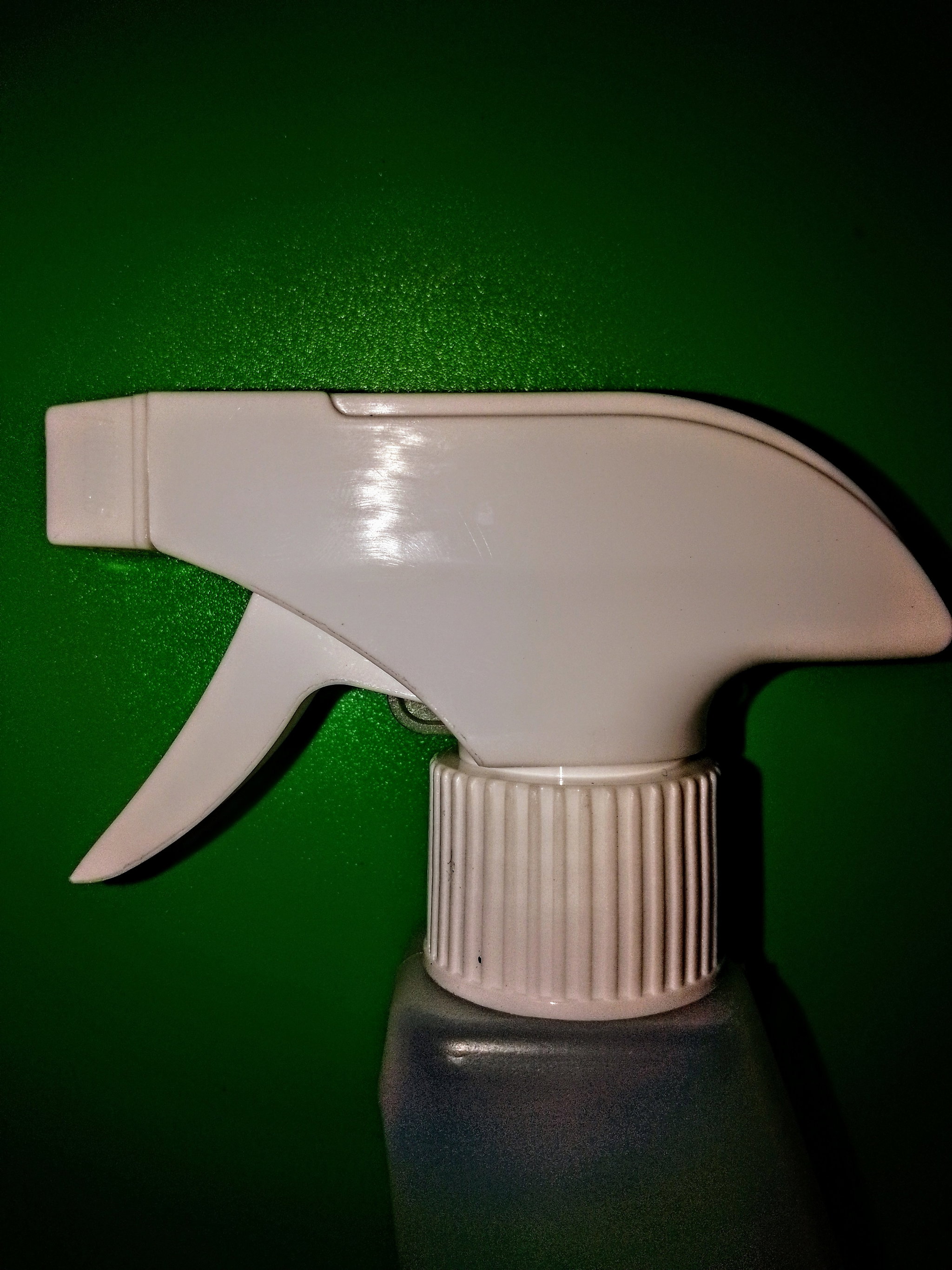 Spray bottle_8