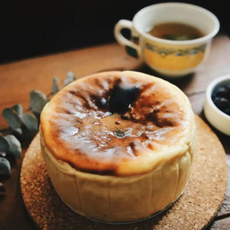 Light Rum Burnt Cheese Cake 朗姆焦香巴斯克