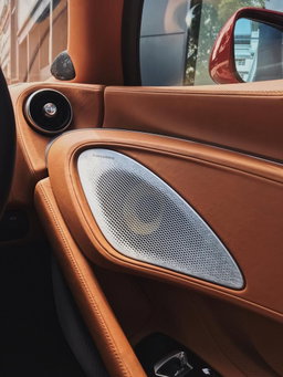 MCLAREN 570S