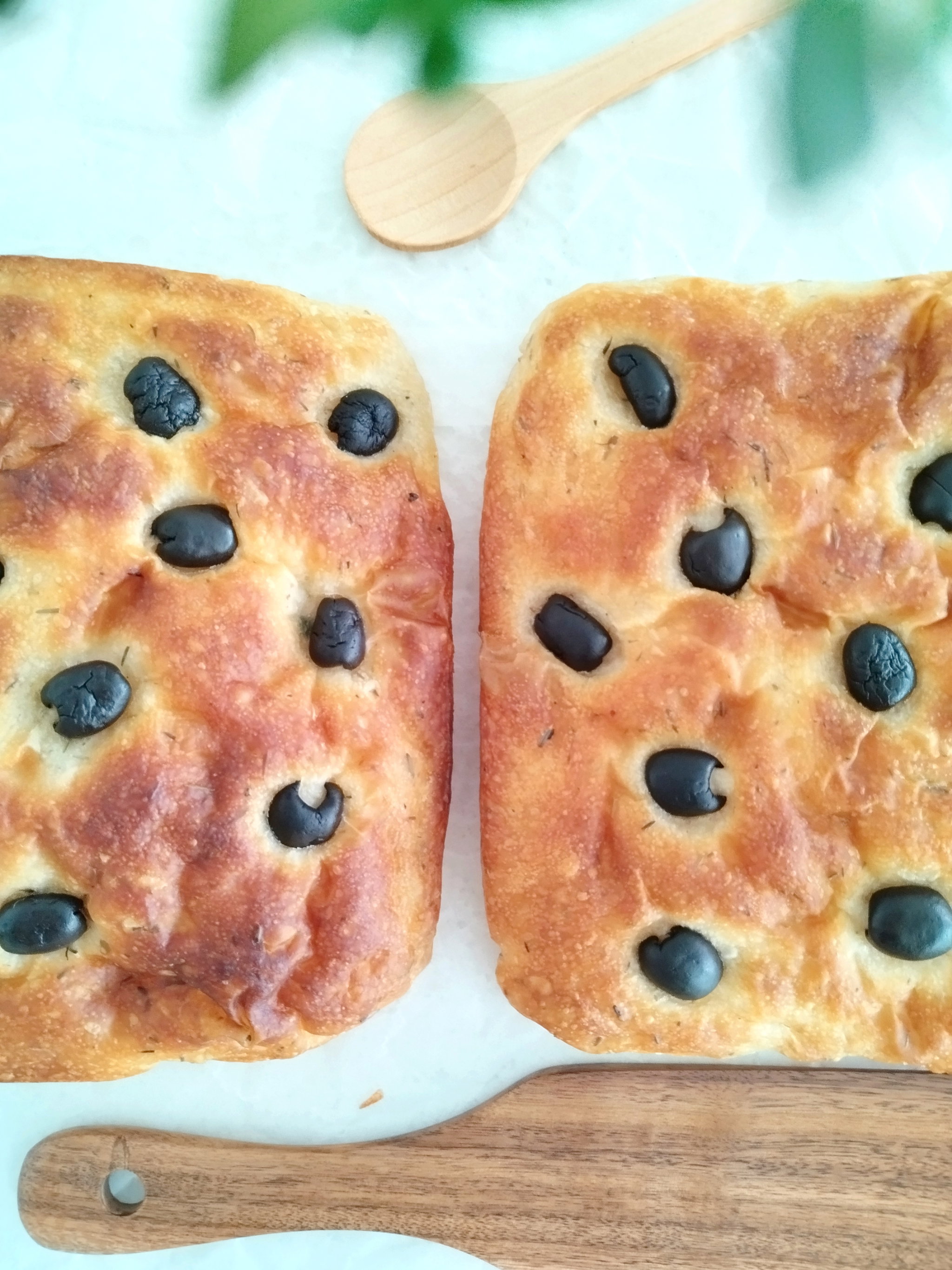 Olives & Thyme Focaccia _1