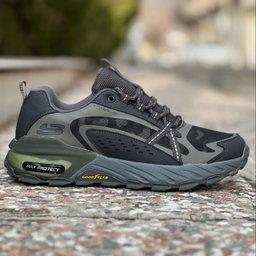 Skechers MAX Protect