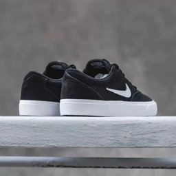 Nike SB Charge "Black/White"