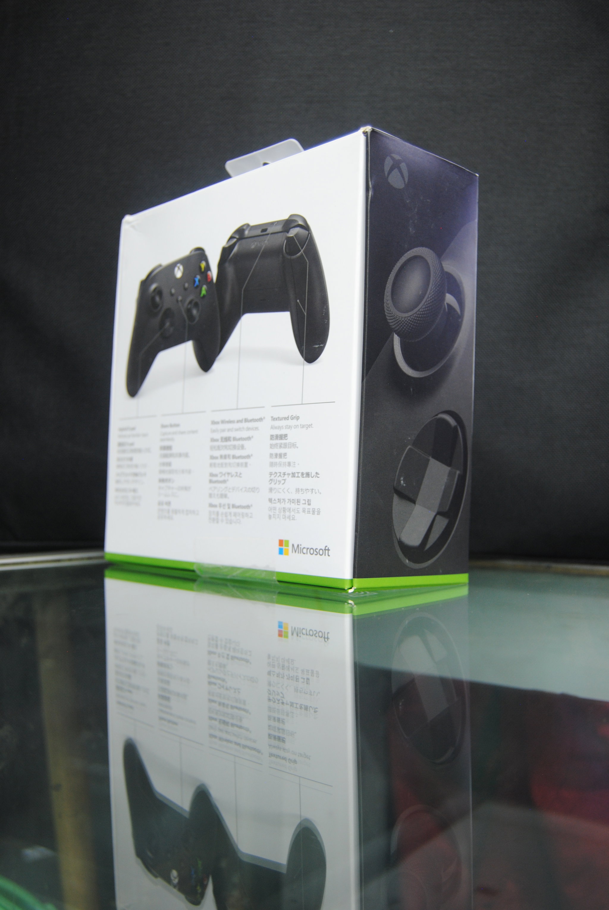 X Box Carbon Black _2