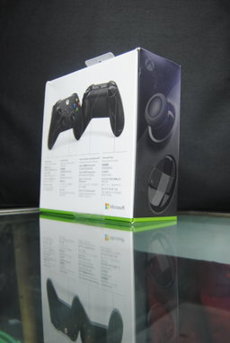 X Box Carbon Black 