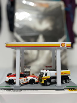 [Pre-Order] Shell Gas Station Assembly Set