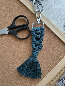 Macrame Keychain - Braided 