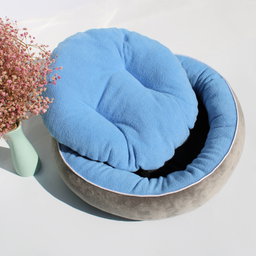 Round Bed M