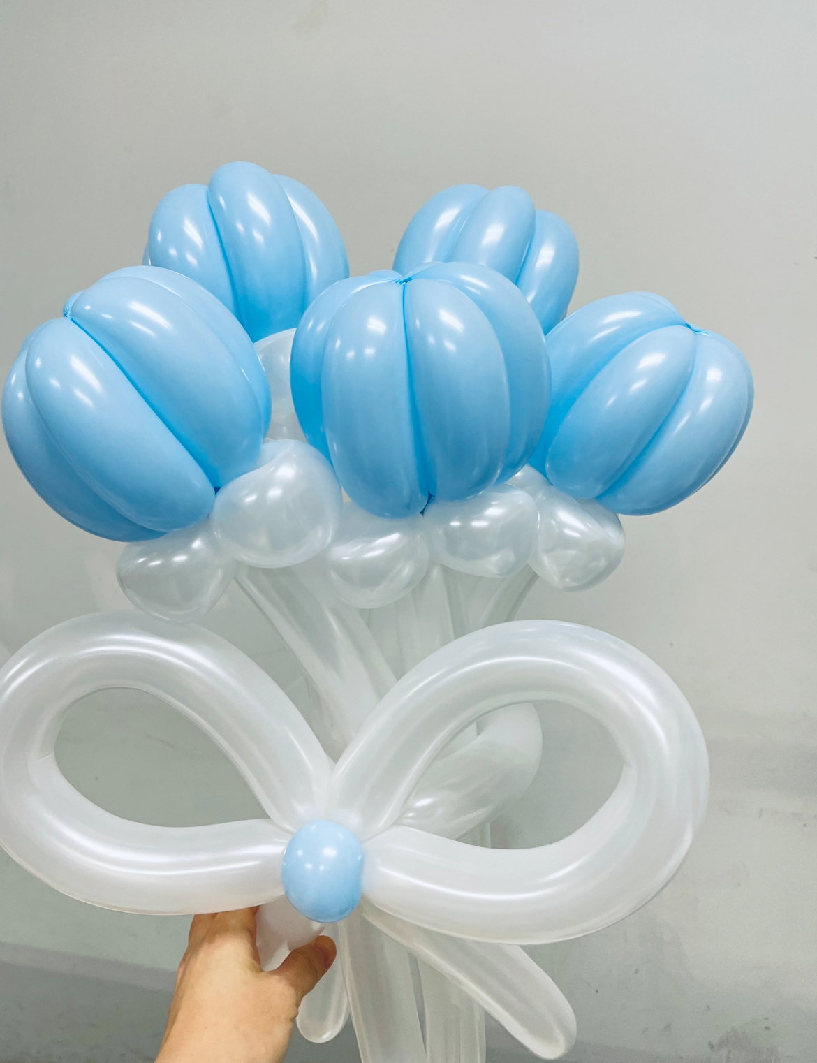 Balloon Flower Stalk Bouquet_tulip_5stalks _0