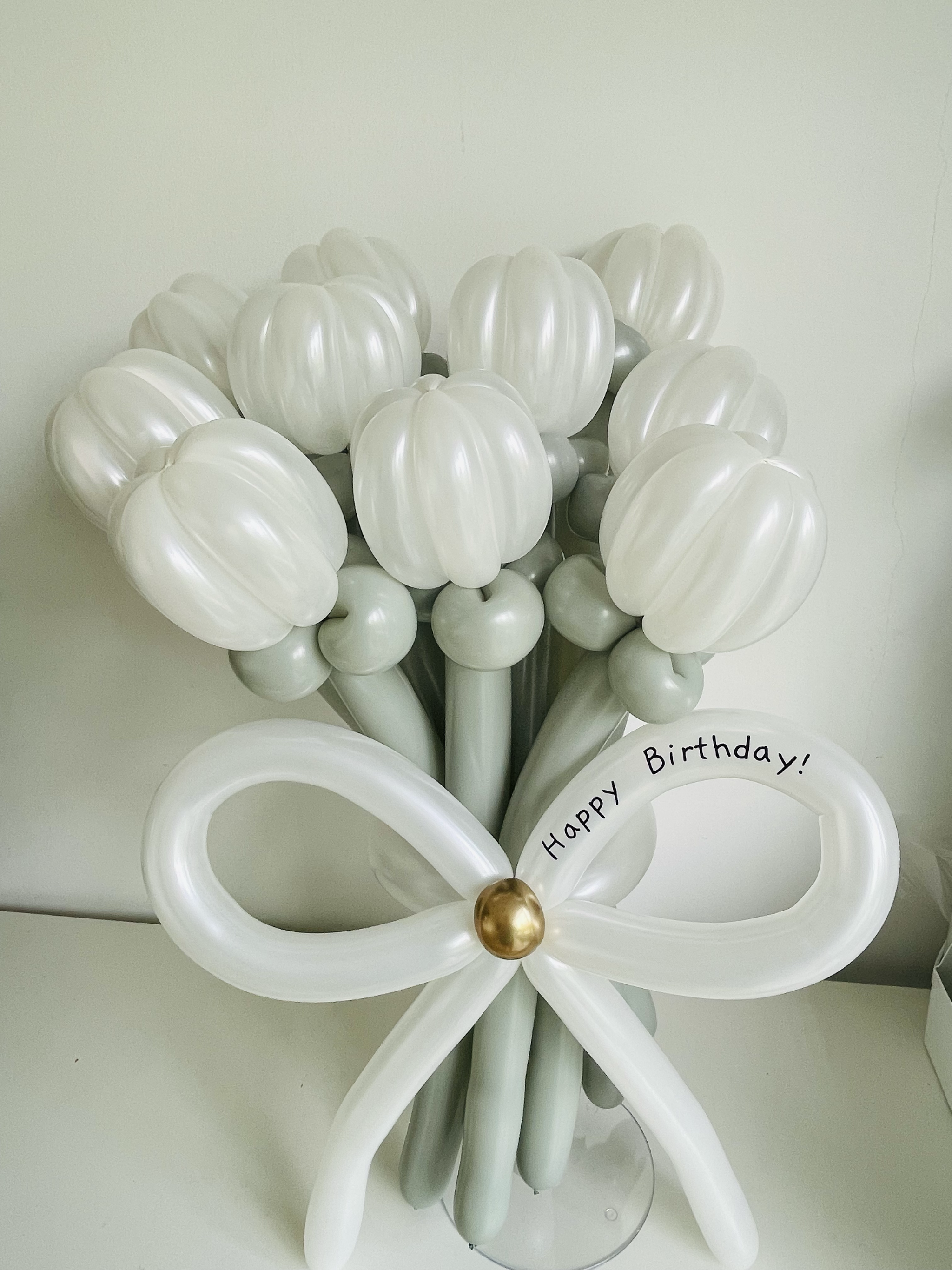 Balloon Flower Stalk Bouquet_tulip_5stalks _1