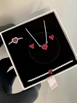 Pandora heart sterling set