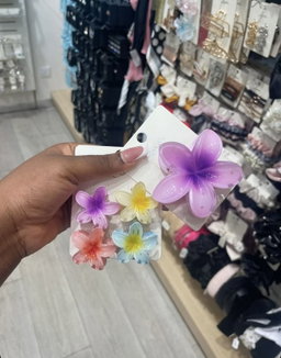 Hawaiian claw clips
