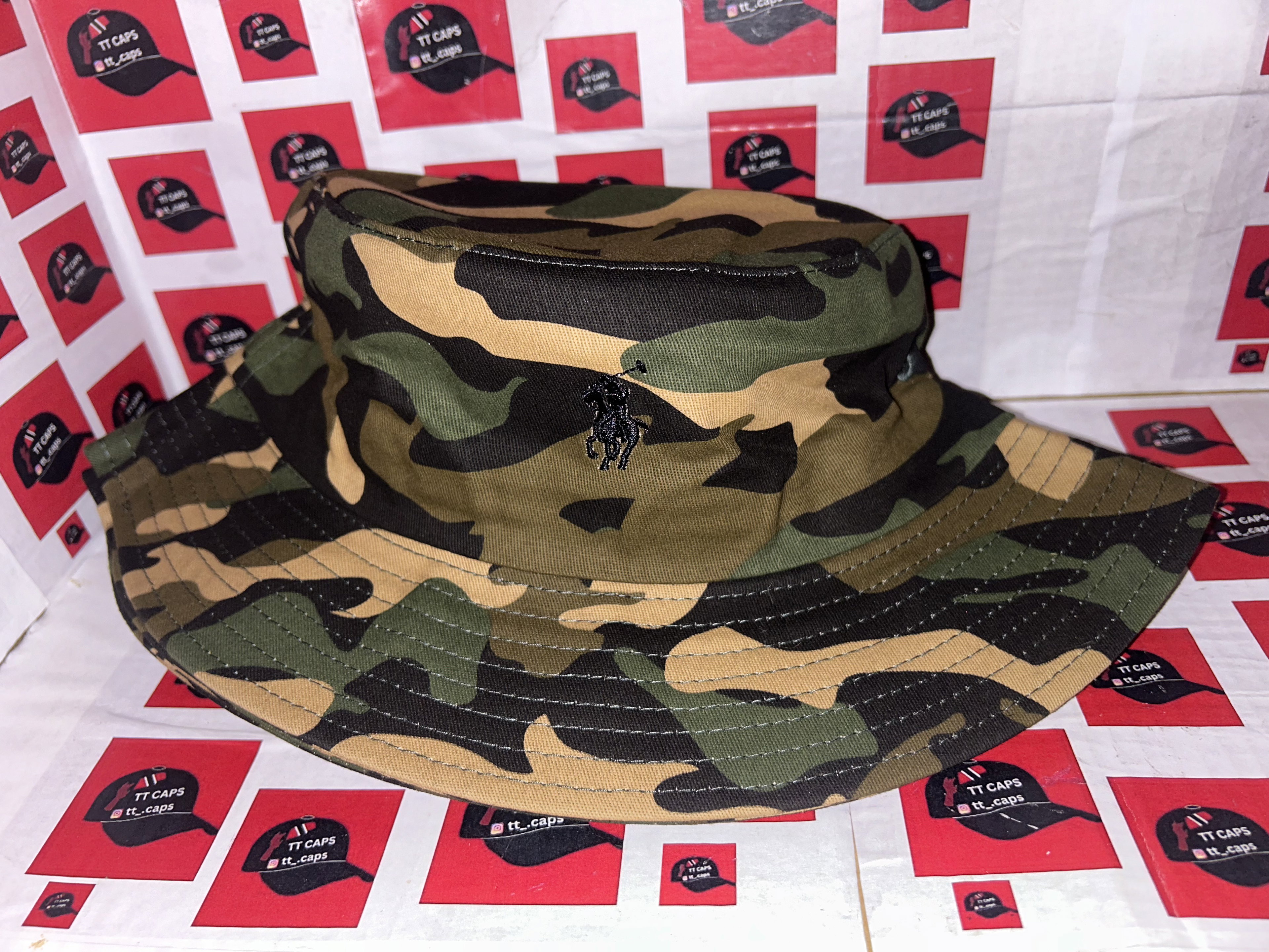 Camo bucket hat_0