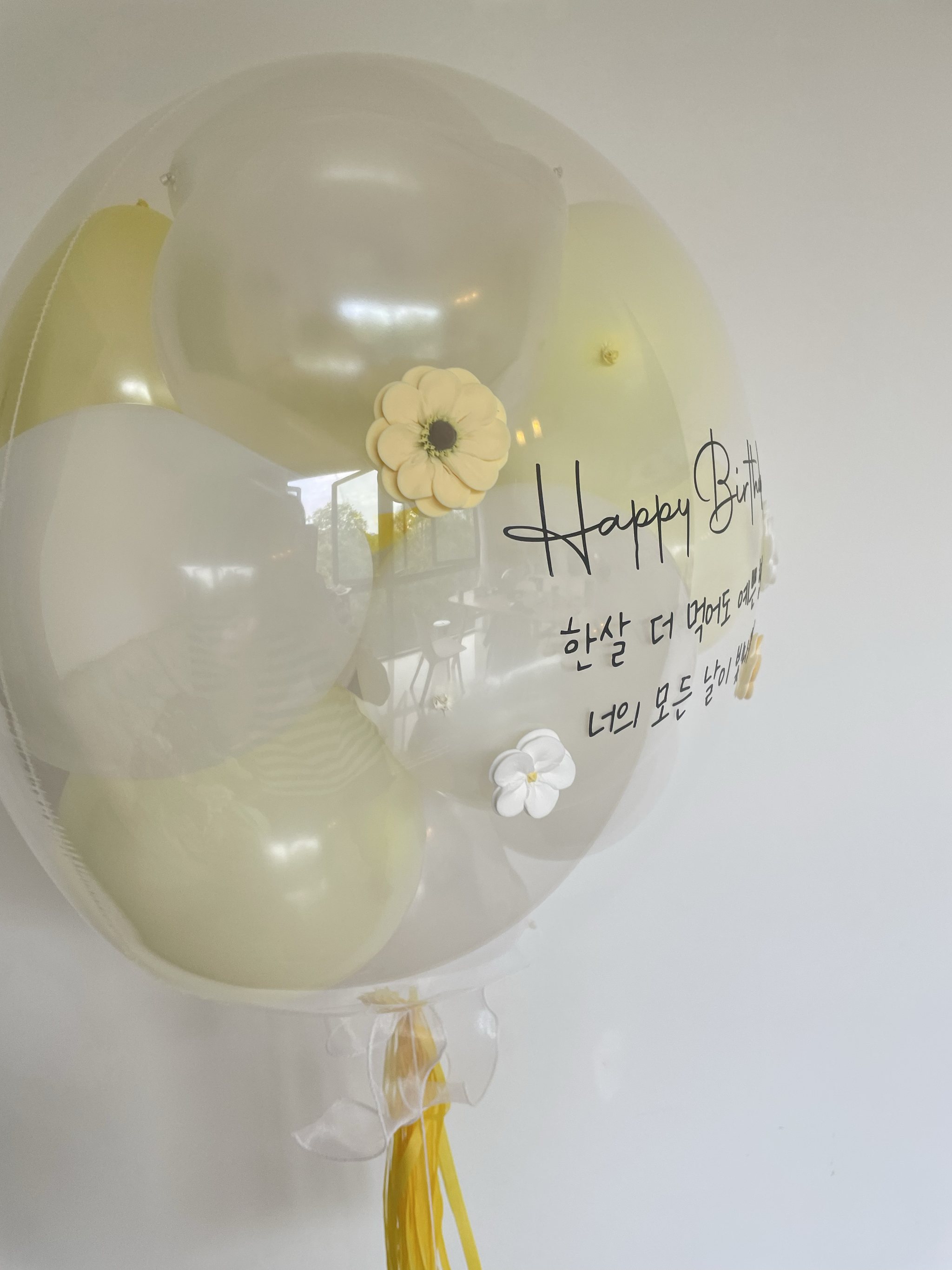 24" Mini bubble balloon with Clay flower_white&yellow_2