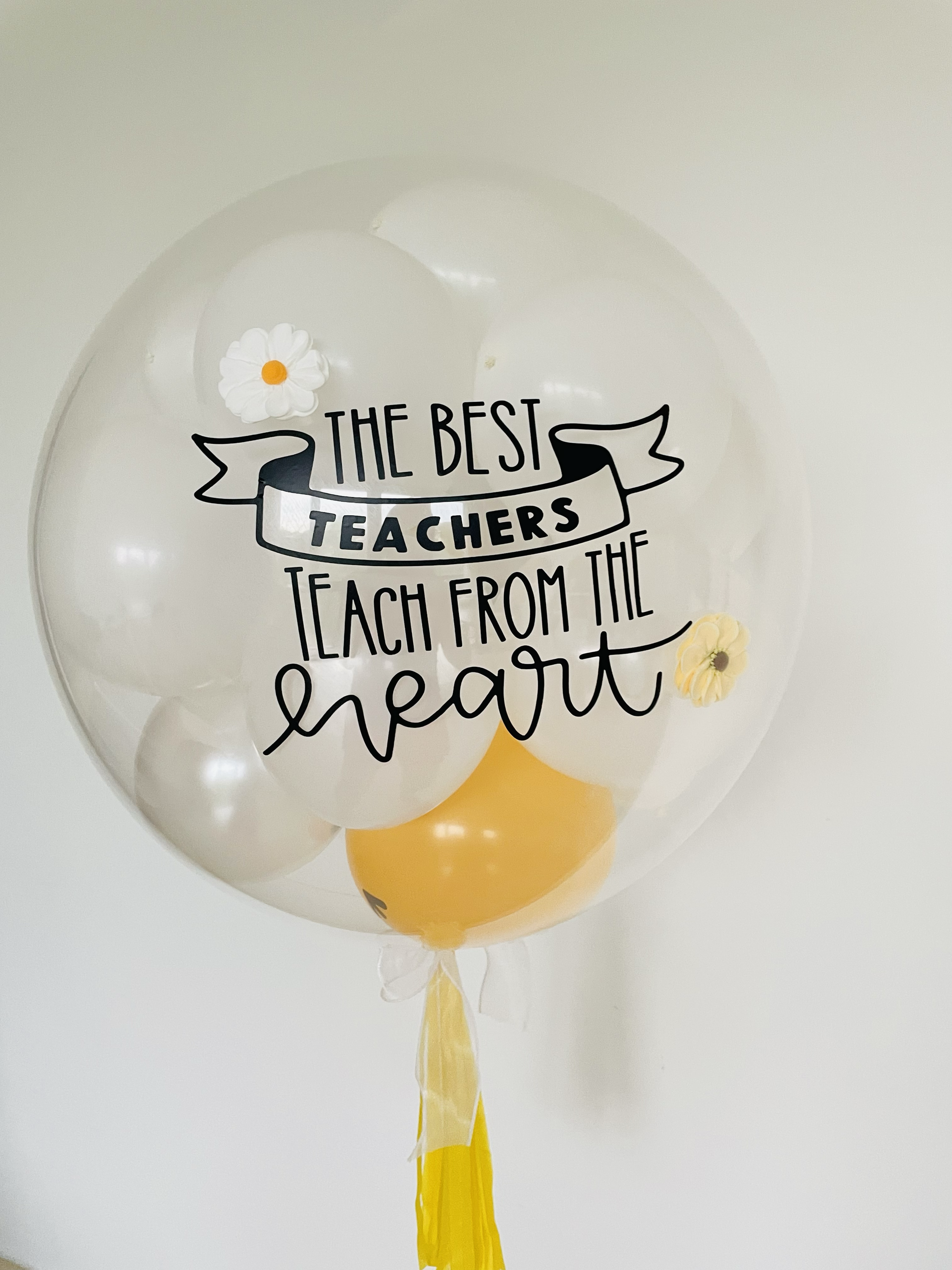 24" Mini bubble balloon with Clay flower_white& bright yellow_1