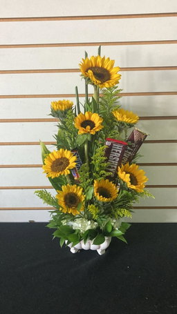 Arreglo de girasoles en base de cerámica 