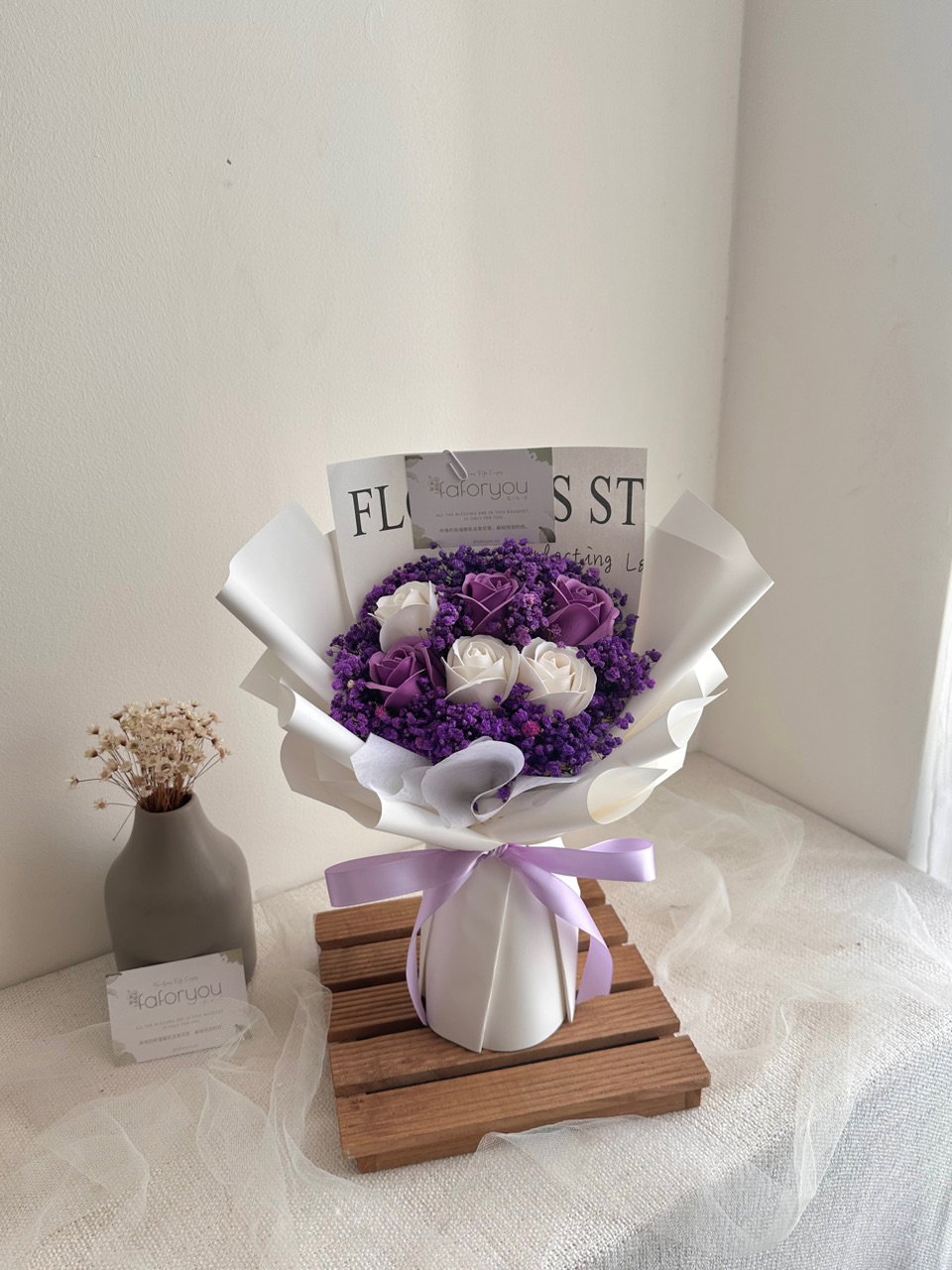 6 Stalk Soap Rose Baby Breath  Bouquet_0