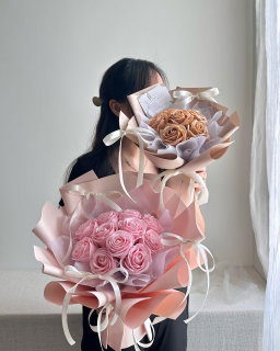 11 Stalk Soap Rose Ribbon Bouquet