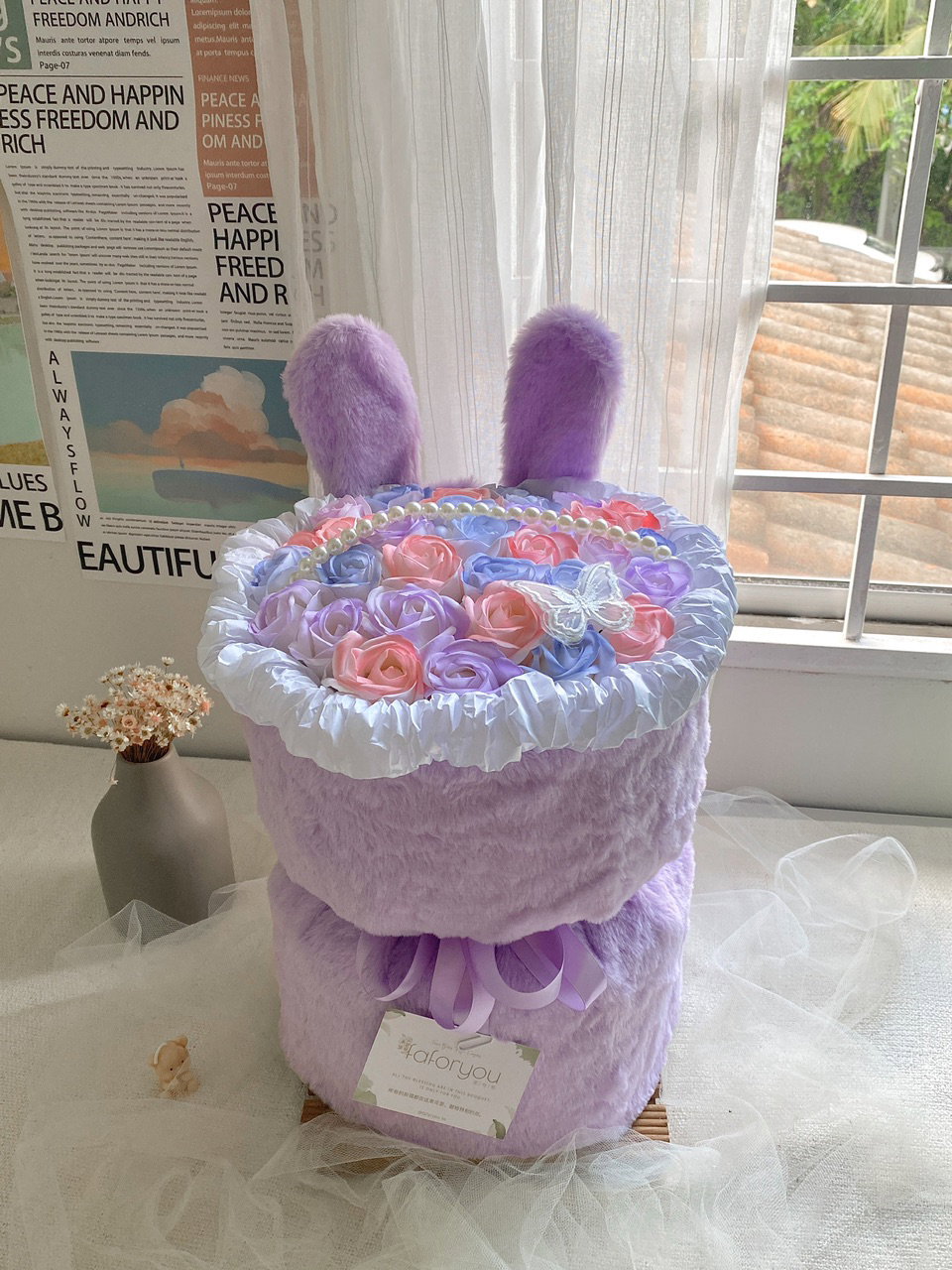 33 Stalk Soap Rose Bunny Bouquet_2