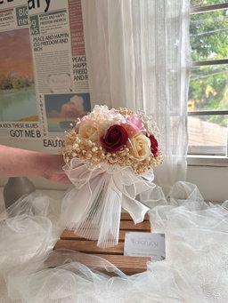 15 stalk with baby breath bridal bouquet