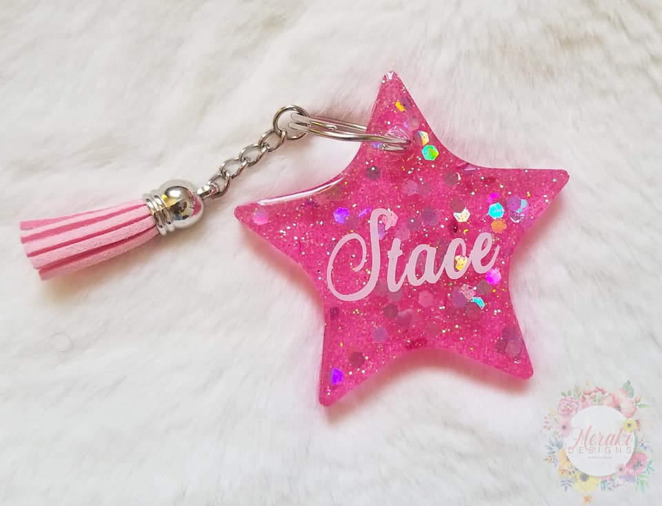 Personalized shaped keychain _3