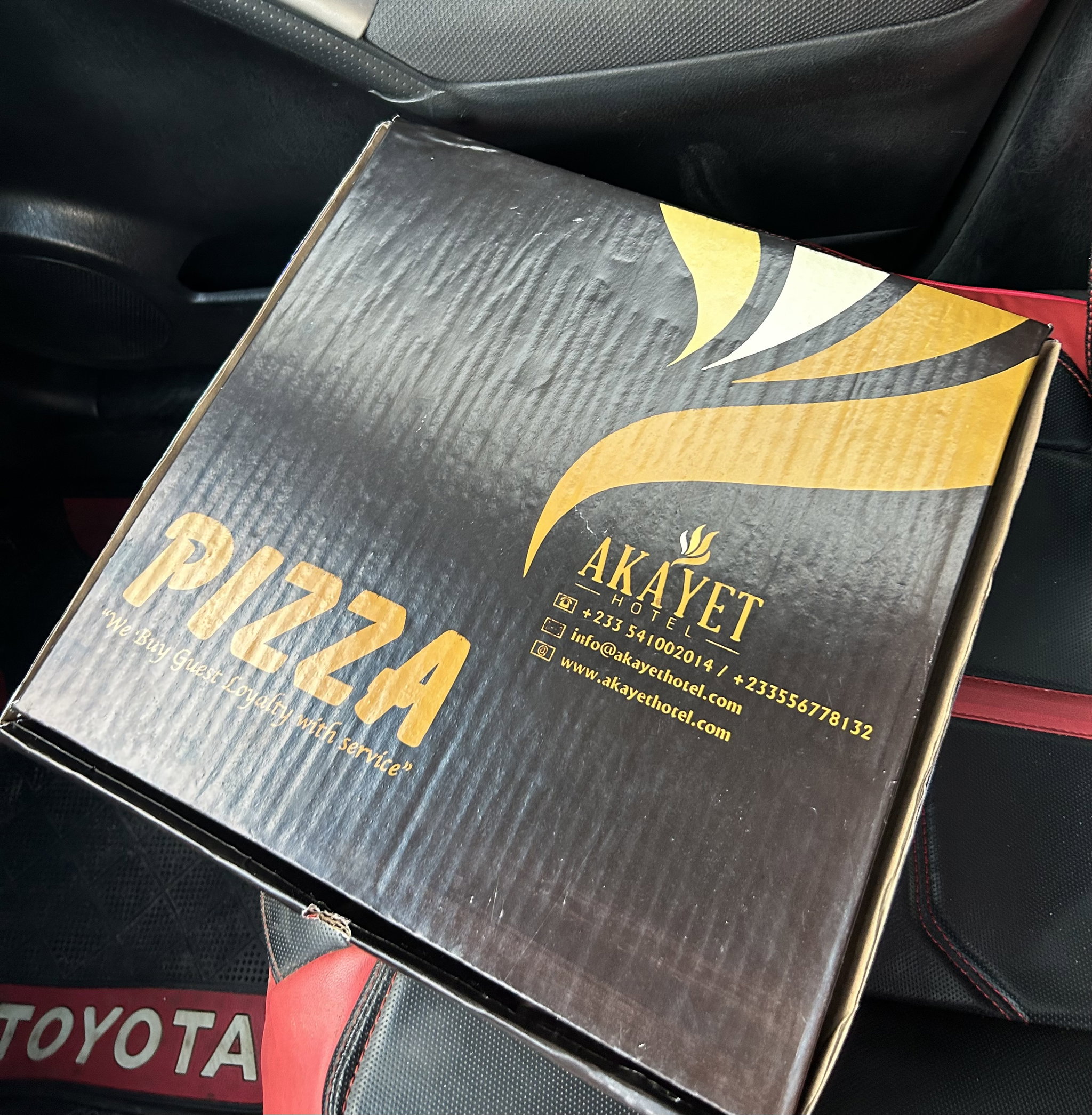 BRANDED PIZZA BOXES - 9’’ (Copy)_10