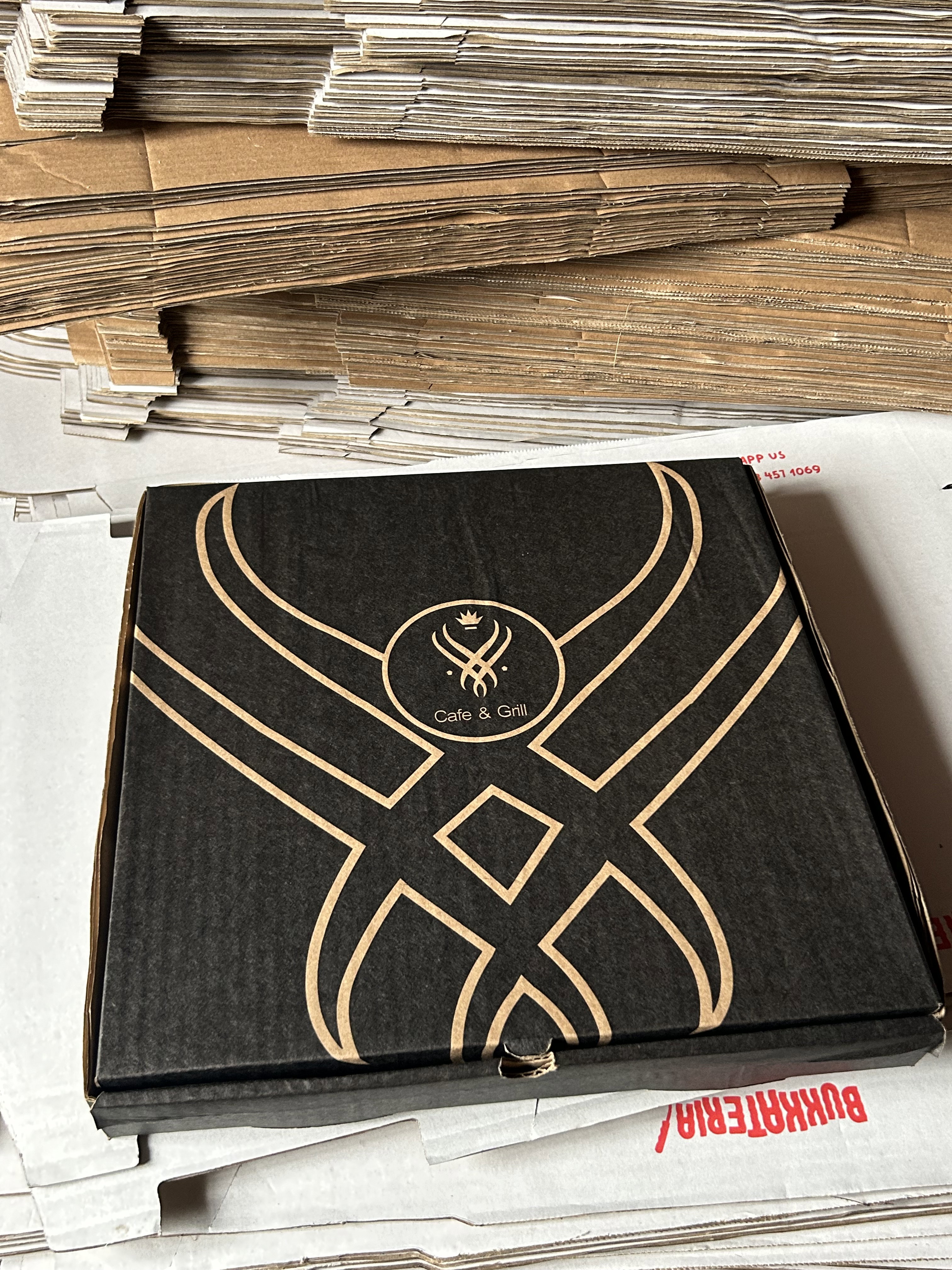 BRANDED PIZZA BOXES - 16’’_12