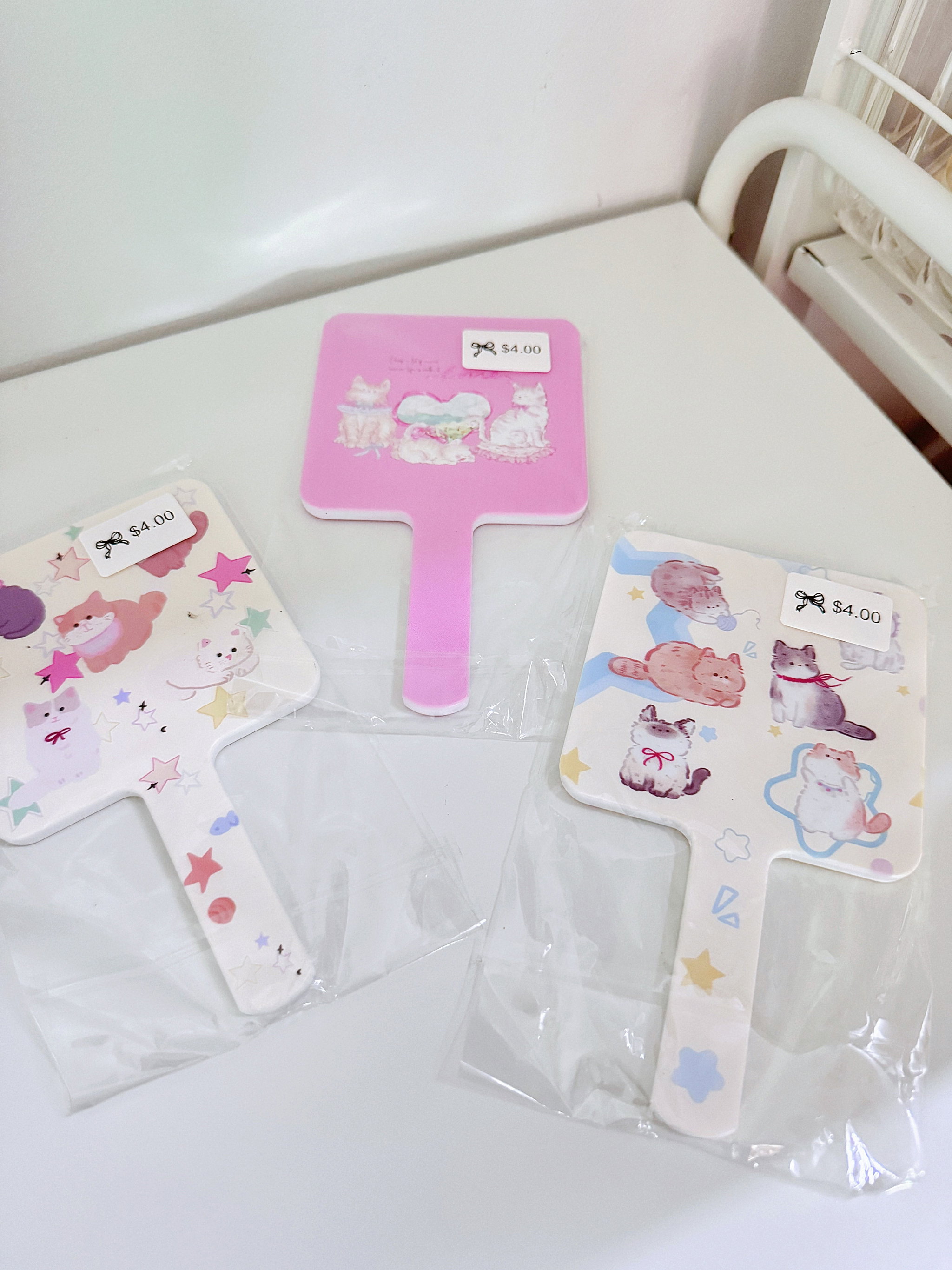 Meow hand mirror_0