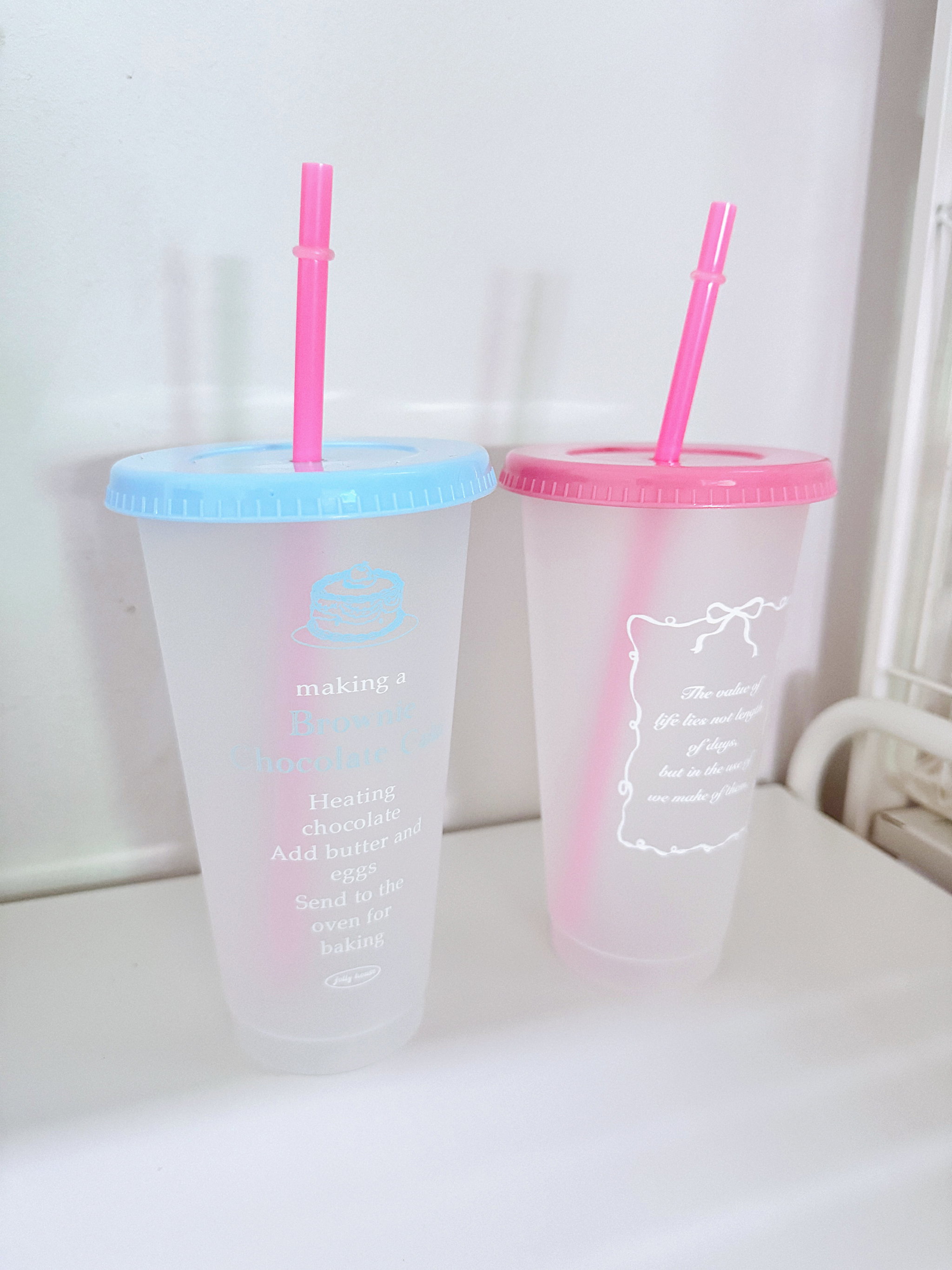 Bow plastic tumblr 700 𝑚𝑙_1
