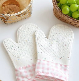 Oven gloves - 𝘱𝘪𝘯𝘬