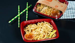 Royal Breads Chicken Noodles Meal