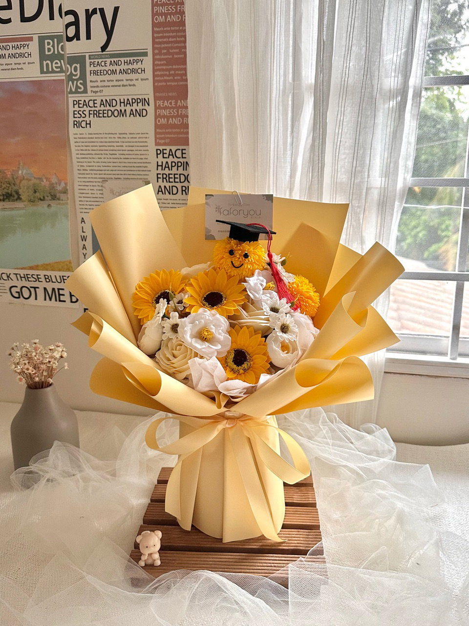 (GP006) Graduation Soap Flower Mixed Bouquet