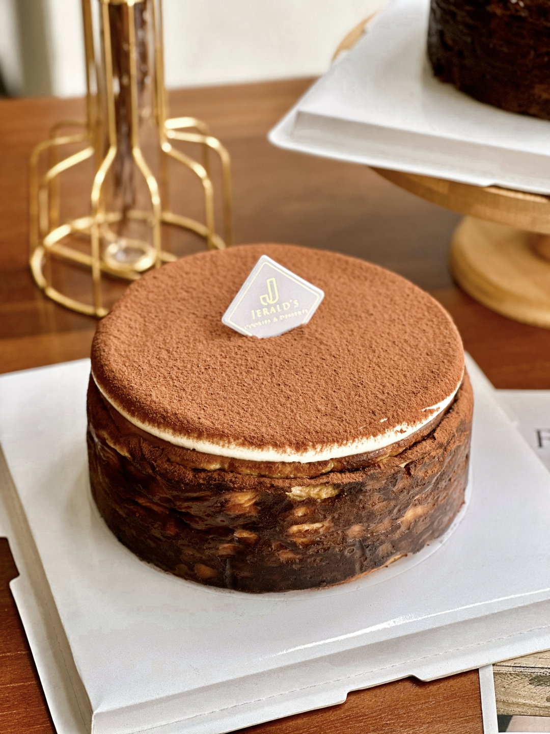 Tiramisu Burnt Cheesecake