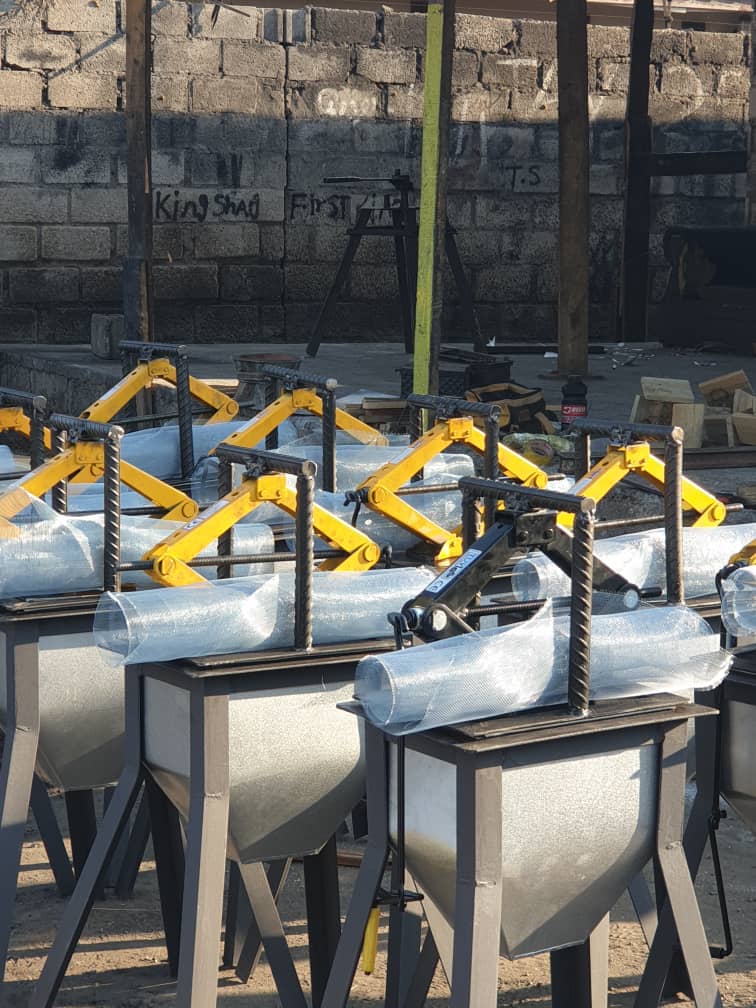 Mild steel honey press machine (manual operated)_0