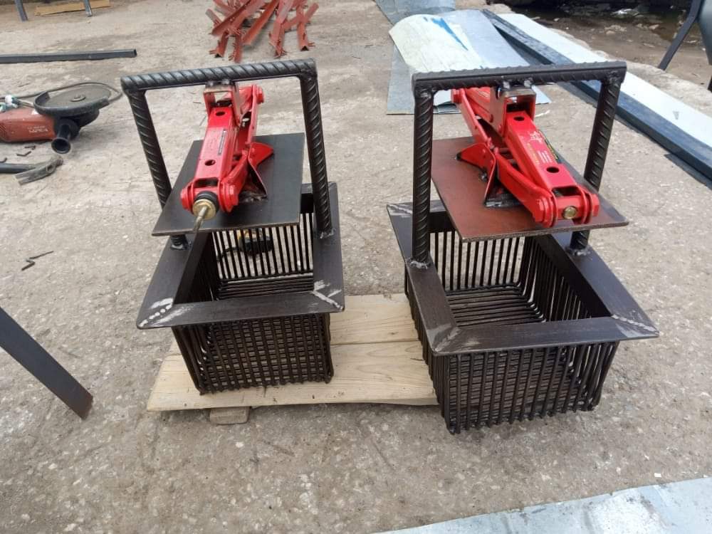Mild steel honey press machine (manual operated)_3