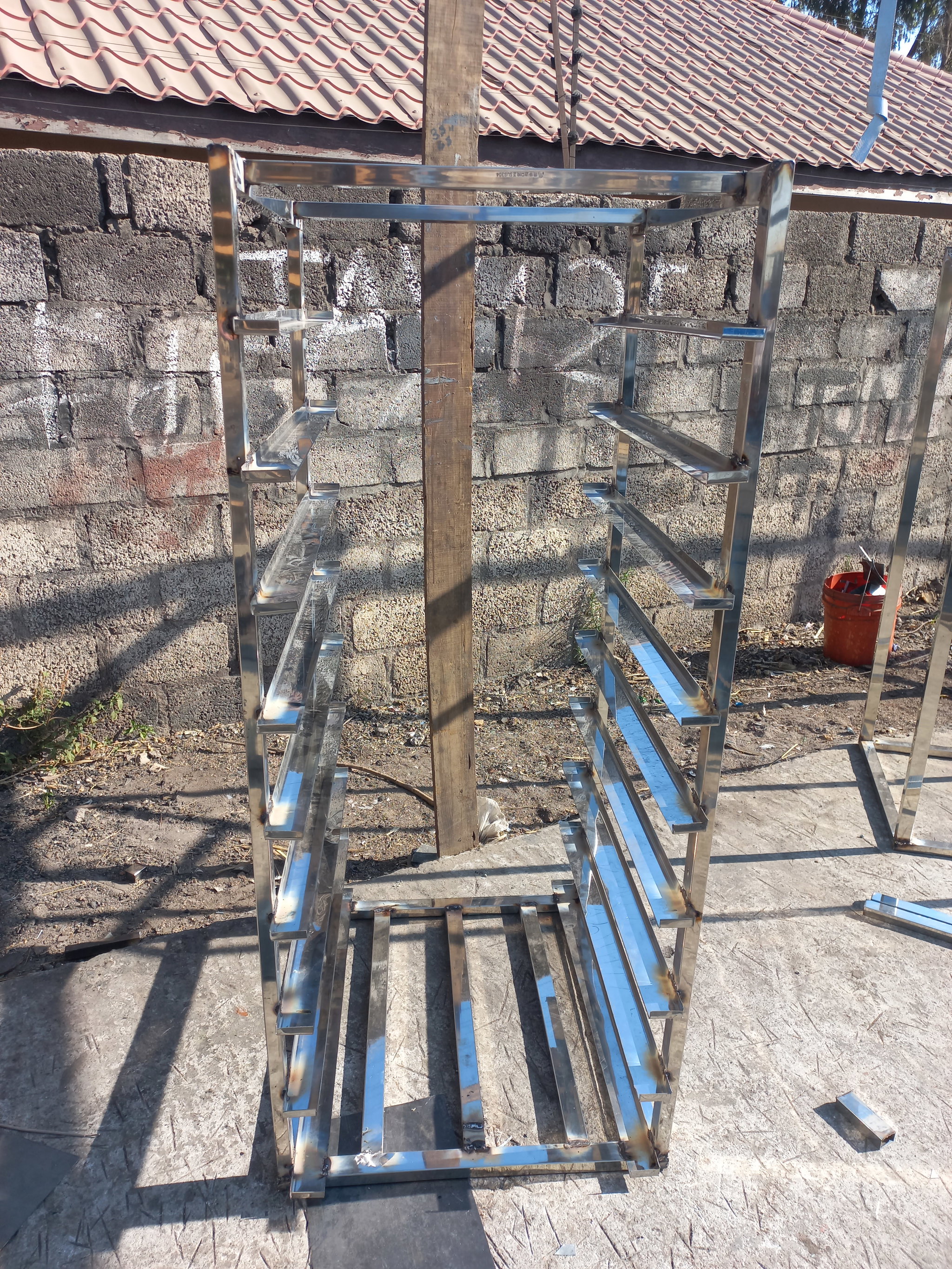 Bread mould trolley _3